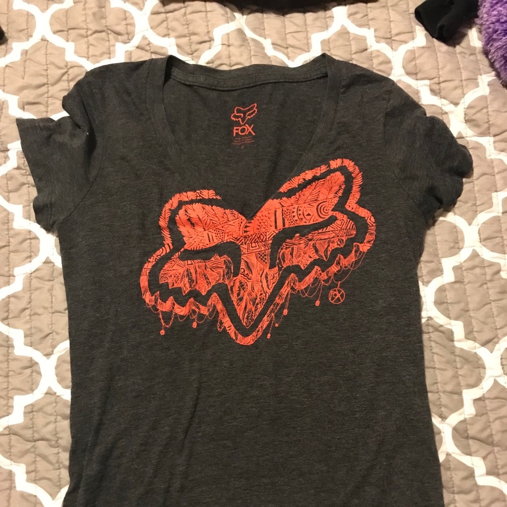 Woman’s fox t shirt